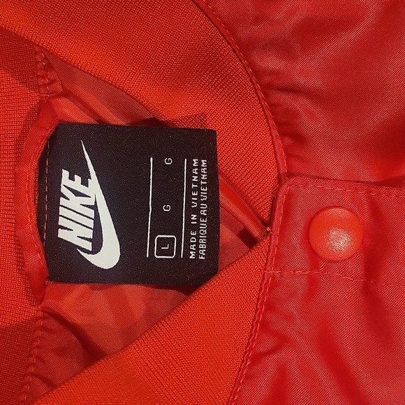 Nike Jacket - Picture 3 of 3
